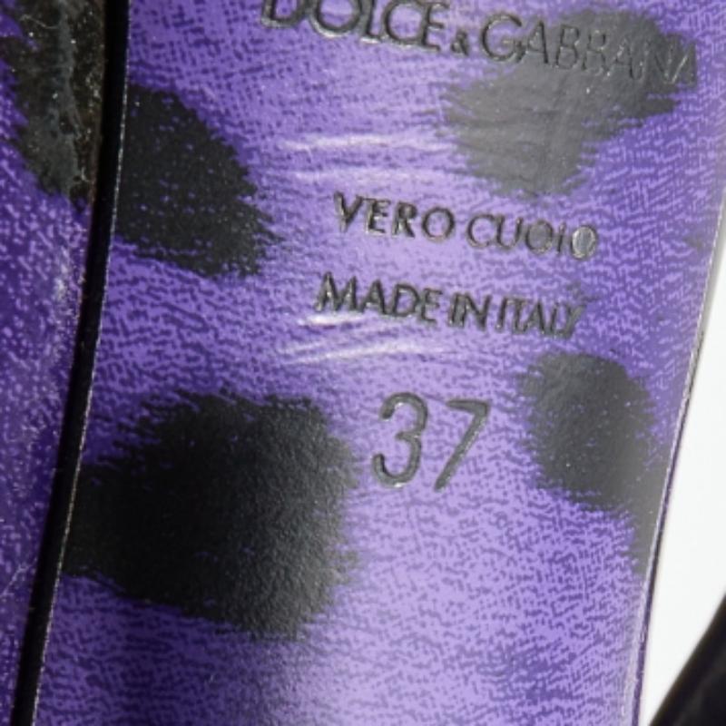 Dolce & Gabbana Purple/Black Leopard Print Patent Leather Platform Pumps Size 37 For Sale 3
