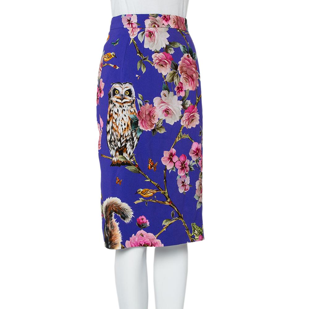 Dolce & Gabbana Purple Enchanted Forest Printed Crepe Pencil Skirt M In Good Condition In Dubai, Al Qouz 2