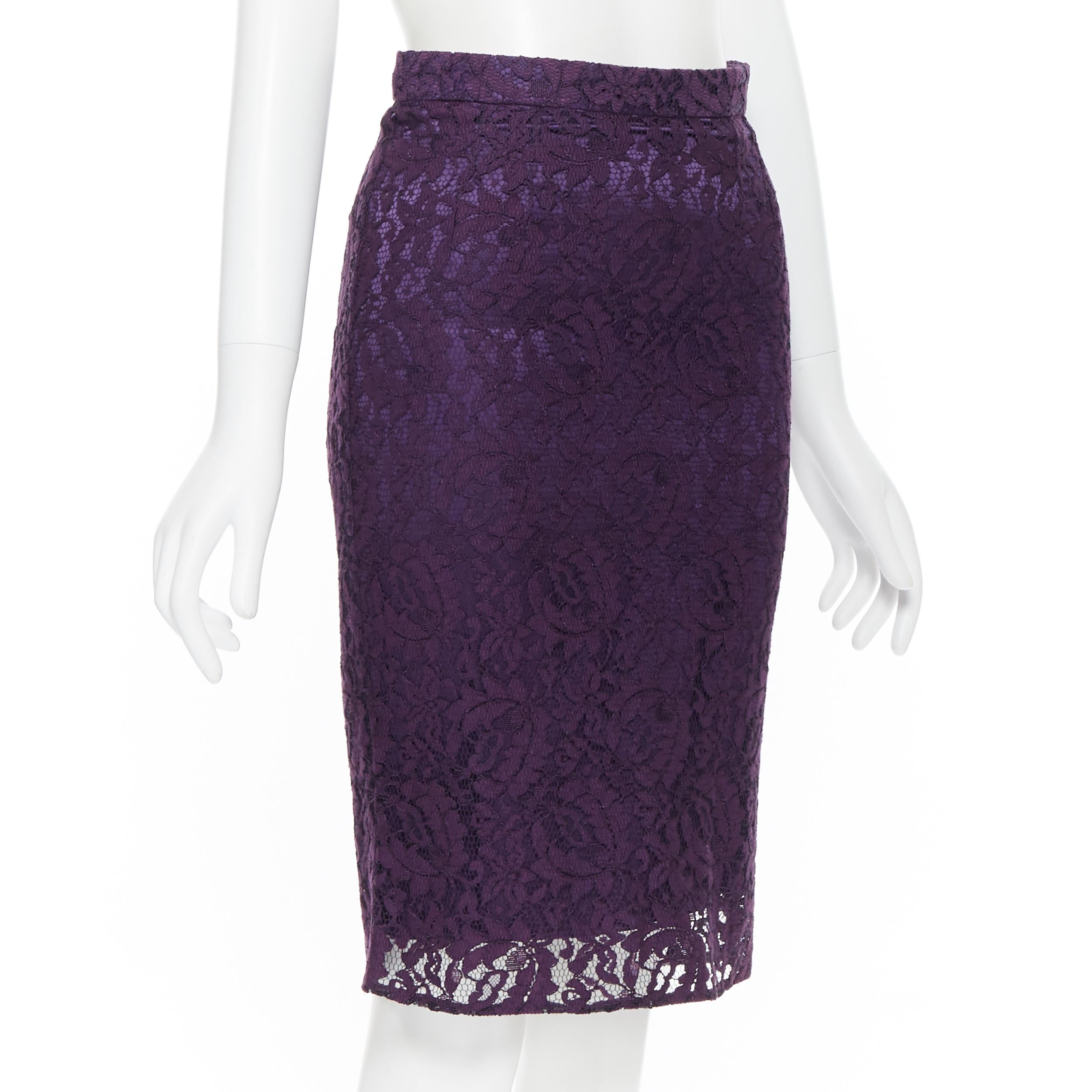 Black DOLCE GABBANA purple floral lace overlay fitted pencil skirt IT38 XS For Sale