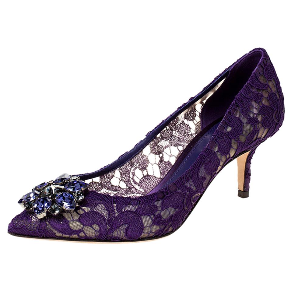 Dolce 
Gabbana Purple Lace Jeweled Embellishment Pointed Toe Pumps Taille 38
