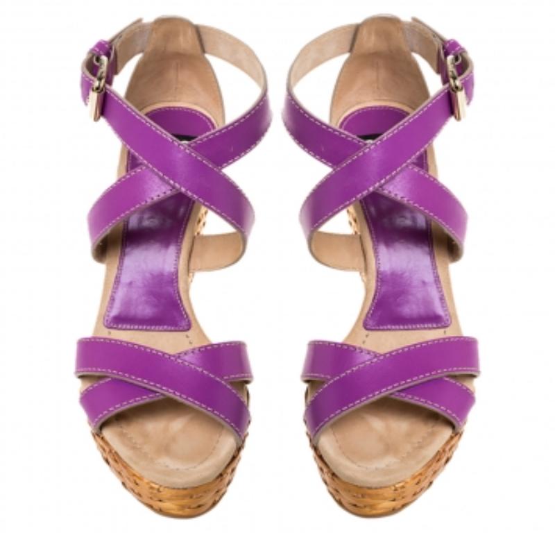 Brown Dolce & Gabbana Purple Leather Ankle Strap Raffia Wedge Sandals Size 37 For Sale