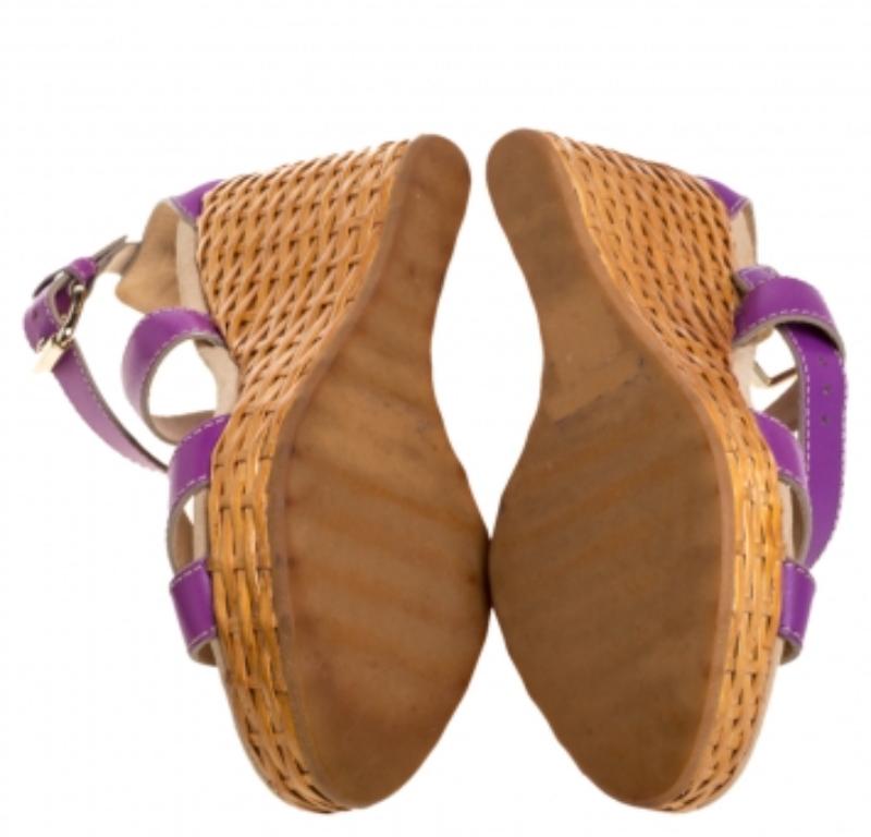 Dolce & Gabbana Purple Leather Ankle Strap Raffia Wedge Sandals Size 37 For Sale 2