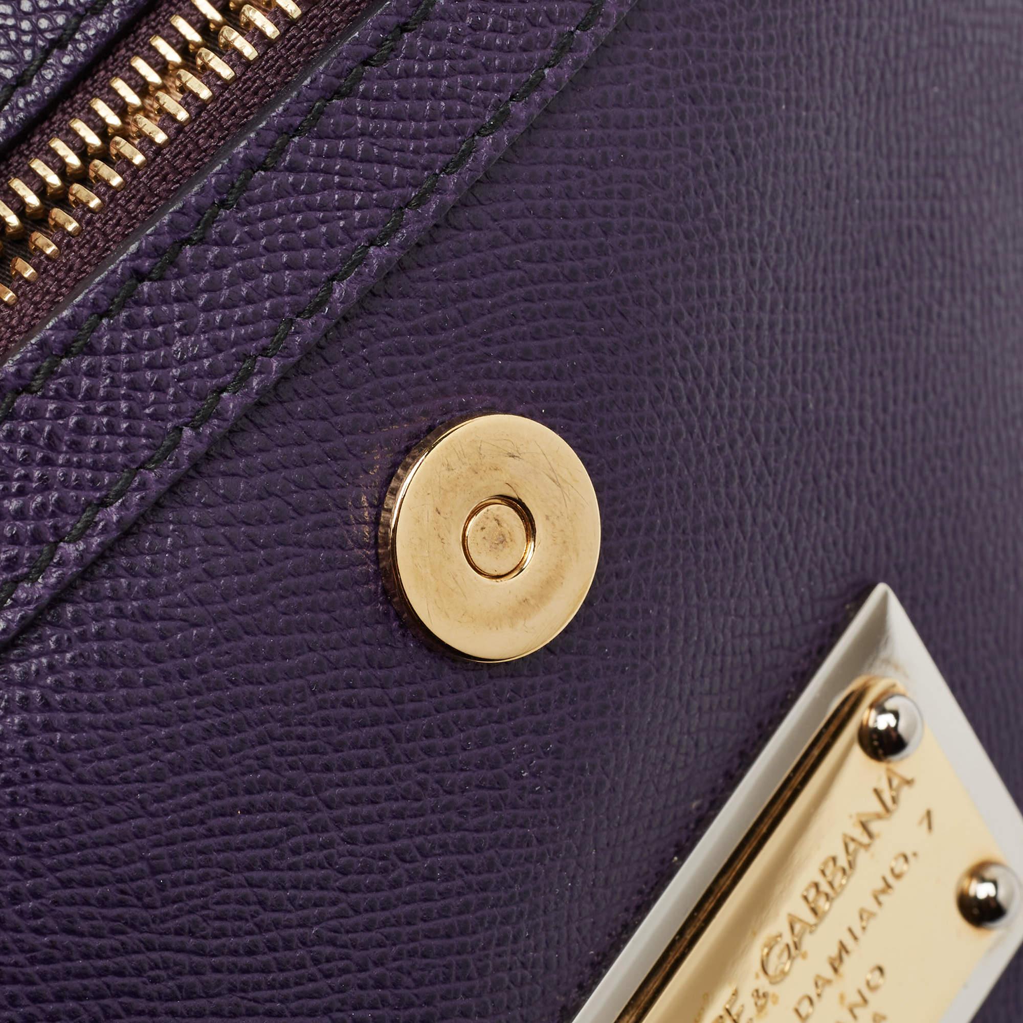 Dolce & Gabbana grand sac à main Miss Sicily en cuir violet en vente 6