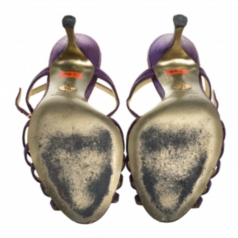 Dolce & Gabbana Purple Lizard Embossed Leather T Strap Sandals Size 36 In Fair Condition For Sale In Dubai, Al Qouz 2