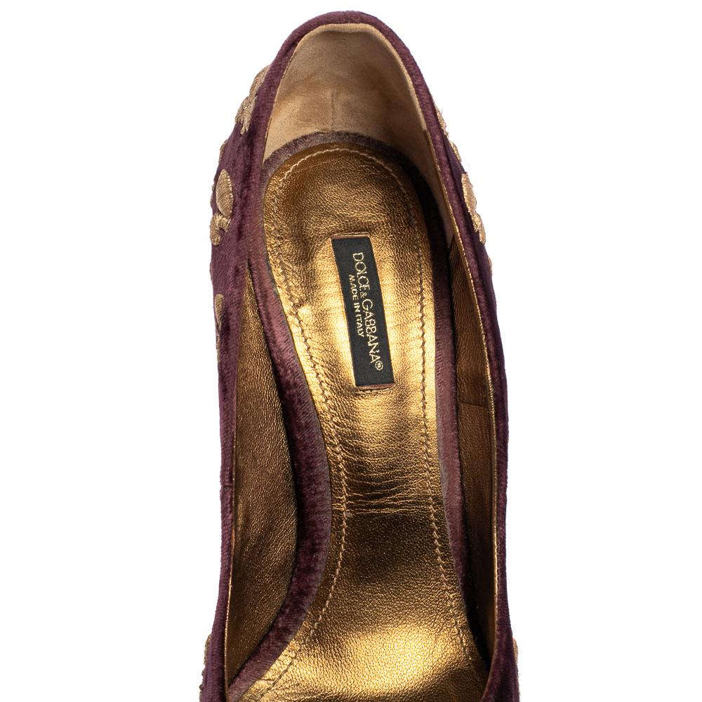 Dolce & Gabbana Purple Mauve Embroidered Velvet Lily Pointed Toe Pumps Size 40 3