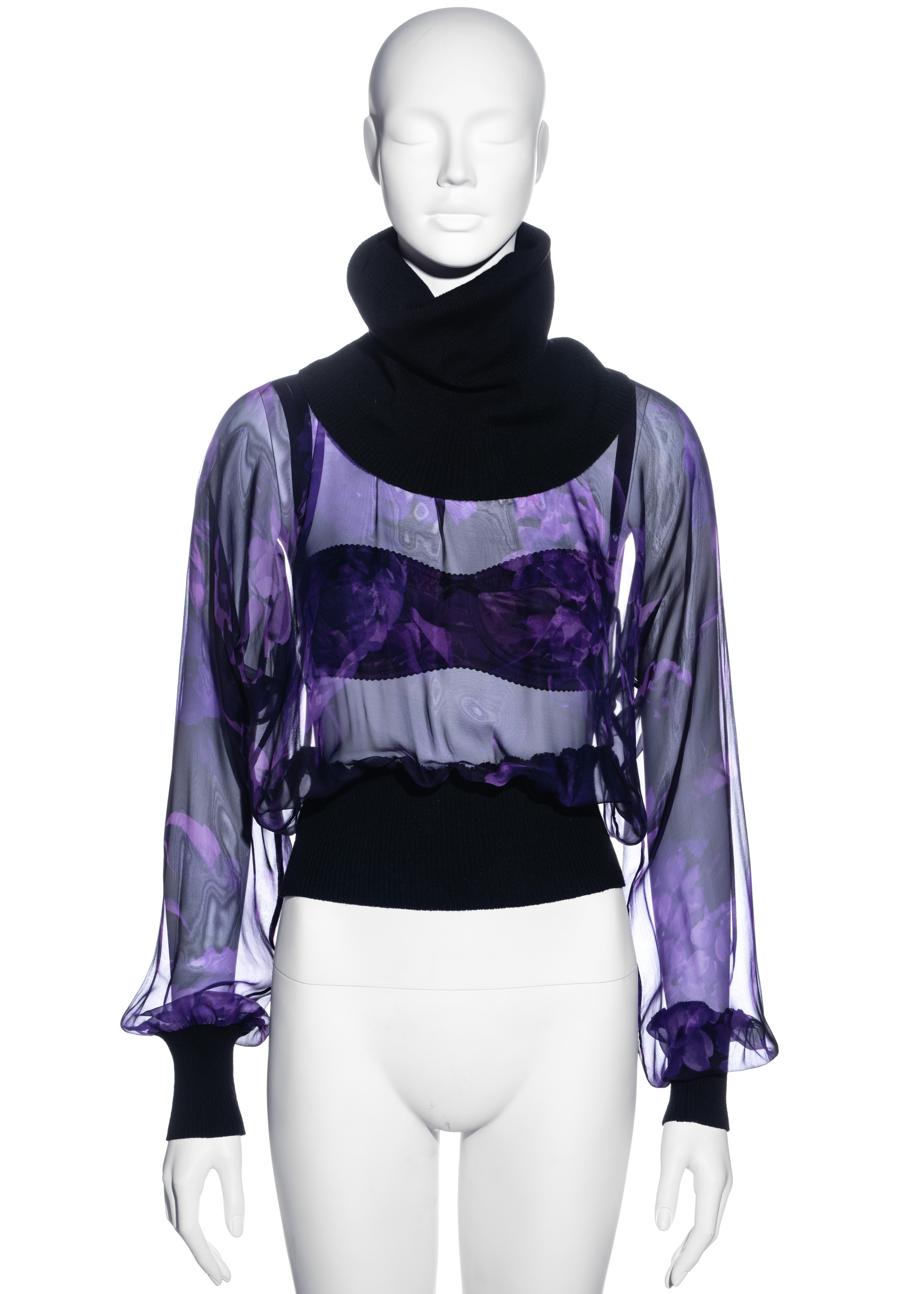 ▪ Dolce & Gabbana purple floral print chiffon blouse and bra set
▪ 100% Silk, 100% Wool
▪ Large knitted turn-over turtleneck and cuffs 
▪ Matching print silk bra 
▪ IT 40 - FR 36 - UK 8 - US 4
▪ Spring-Summer 2000