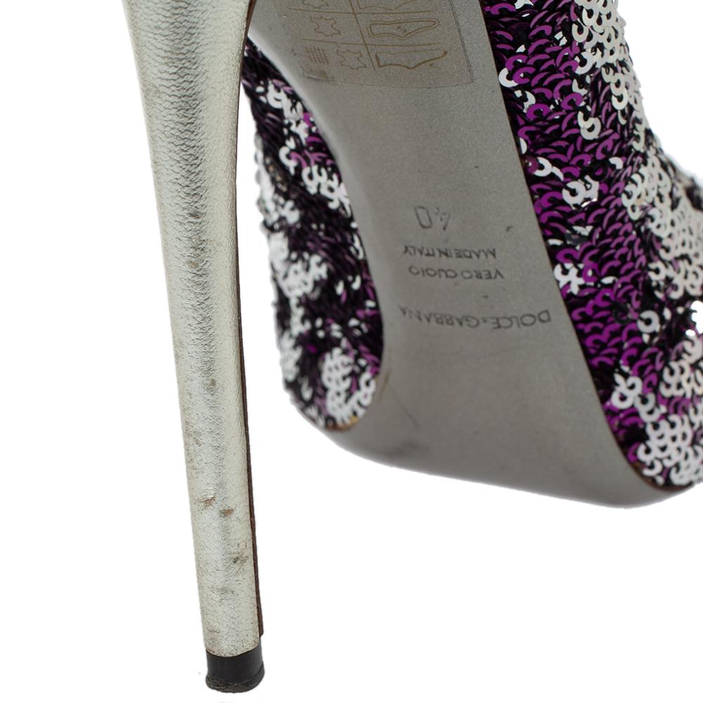 Women's Dolce & Gabbana Purple/Silver Sequins And Leather Pumps Size 40 For Sale
