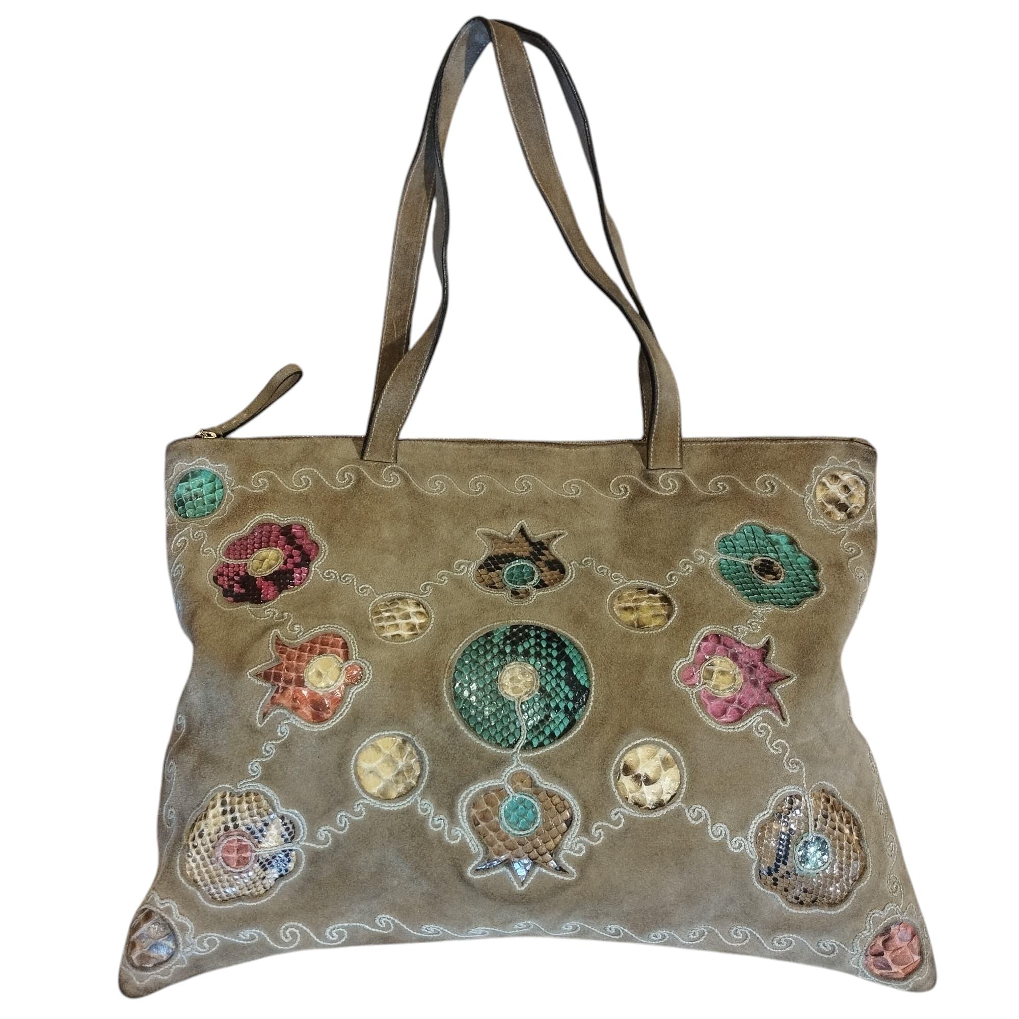 Vintage Dolce & Gabbana Shoulder Bags - 59 For Sale at Vintage Dolce & Gabbana Shoulder Bags - 59 For Sale at