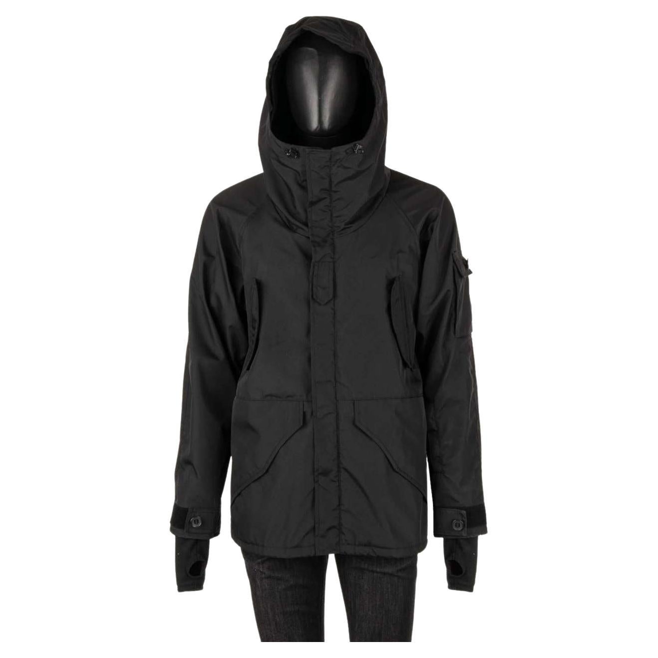 Dolce & Gabbana RECCO Ski Jacket with Pockets and Hand Warmer Black 48 M For Sale