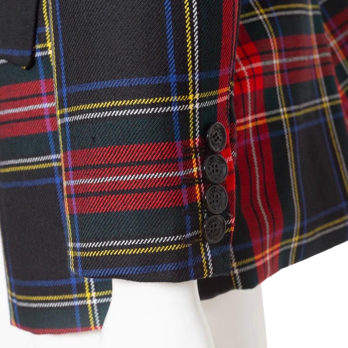 Dolce & Gabbana Red and Navy Wool-Blend Tartan Leopard Print Blazer For Sale 1