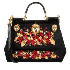 Dolce & Gabbana Sac fourre-tout en brocart rouge et noir avec cœur sacré "Sicily".