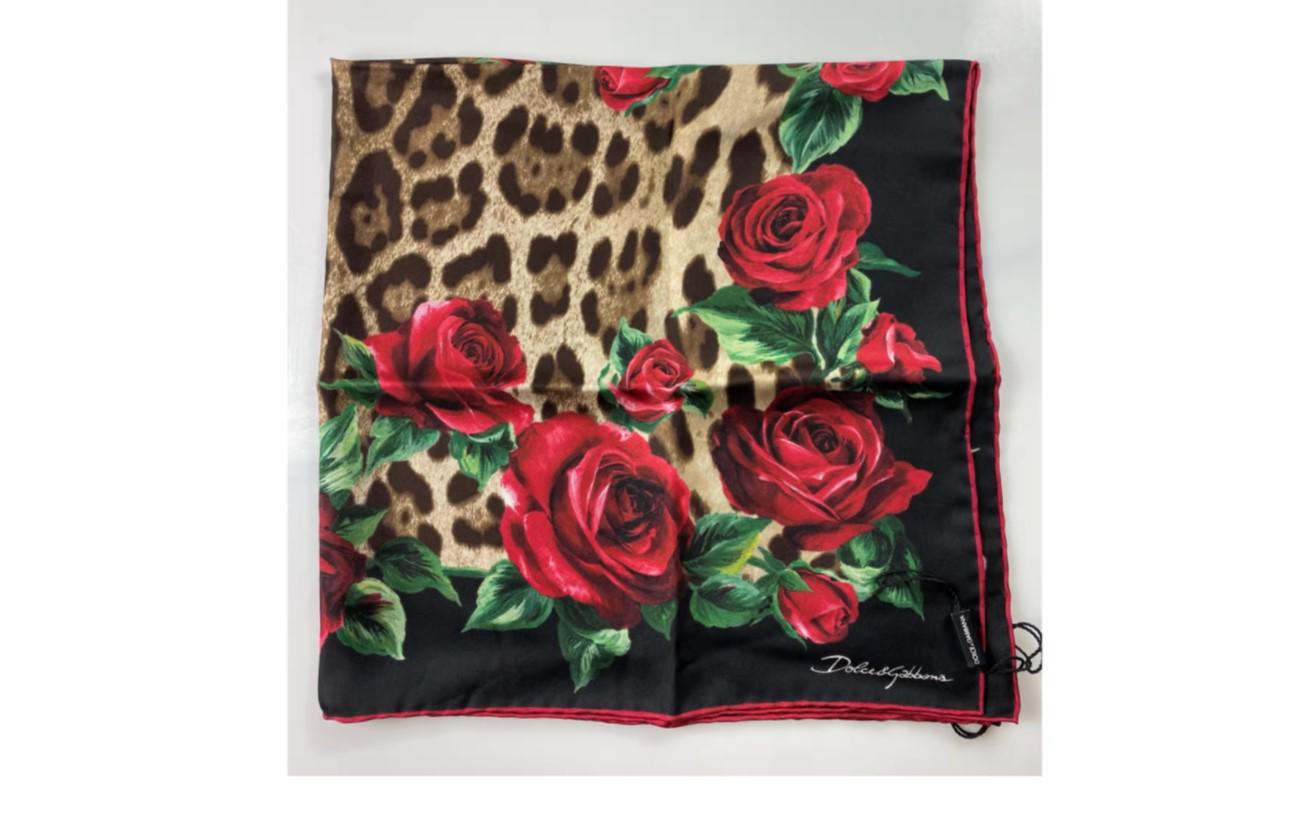 Dolce & Gabbana Rosso Marrone Seta Rosa Leopardo Sciarpa di Seta Stampata Floreale Italia D.G. In condizioni Nuovo a WELWYN, GB