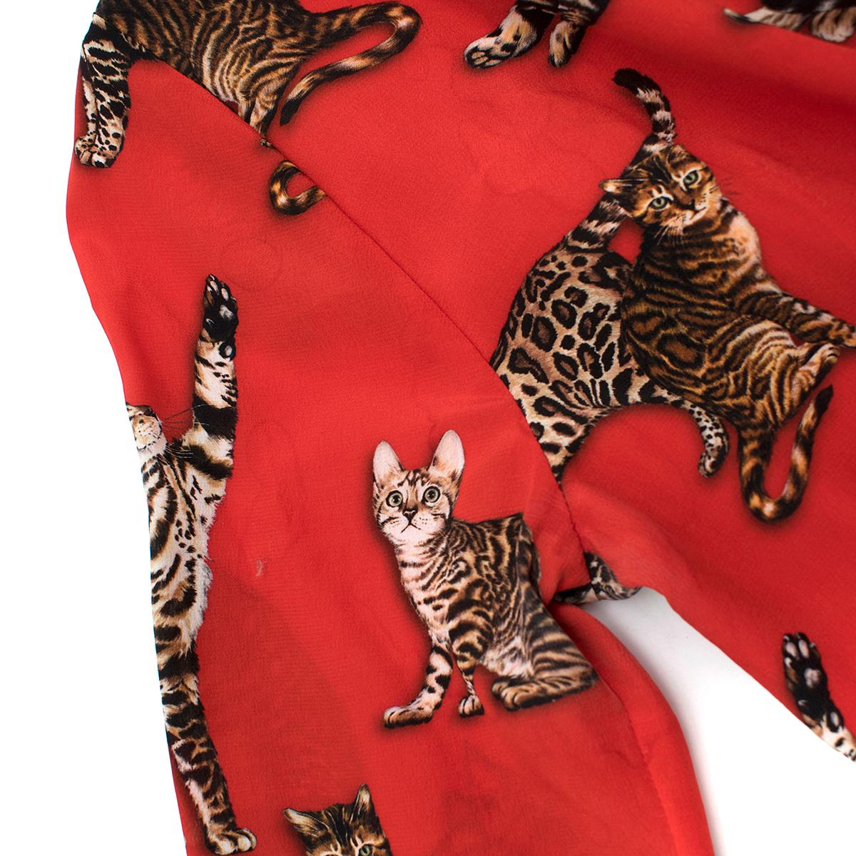 Dolce & Gabbana Red Cat Print Silk Dress IT 40 In Good Condition In London, GB
