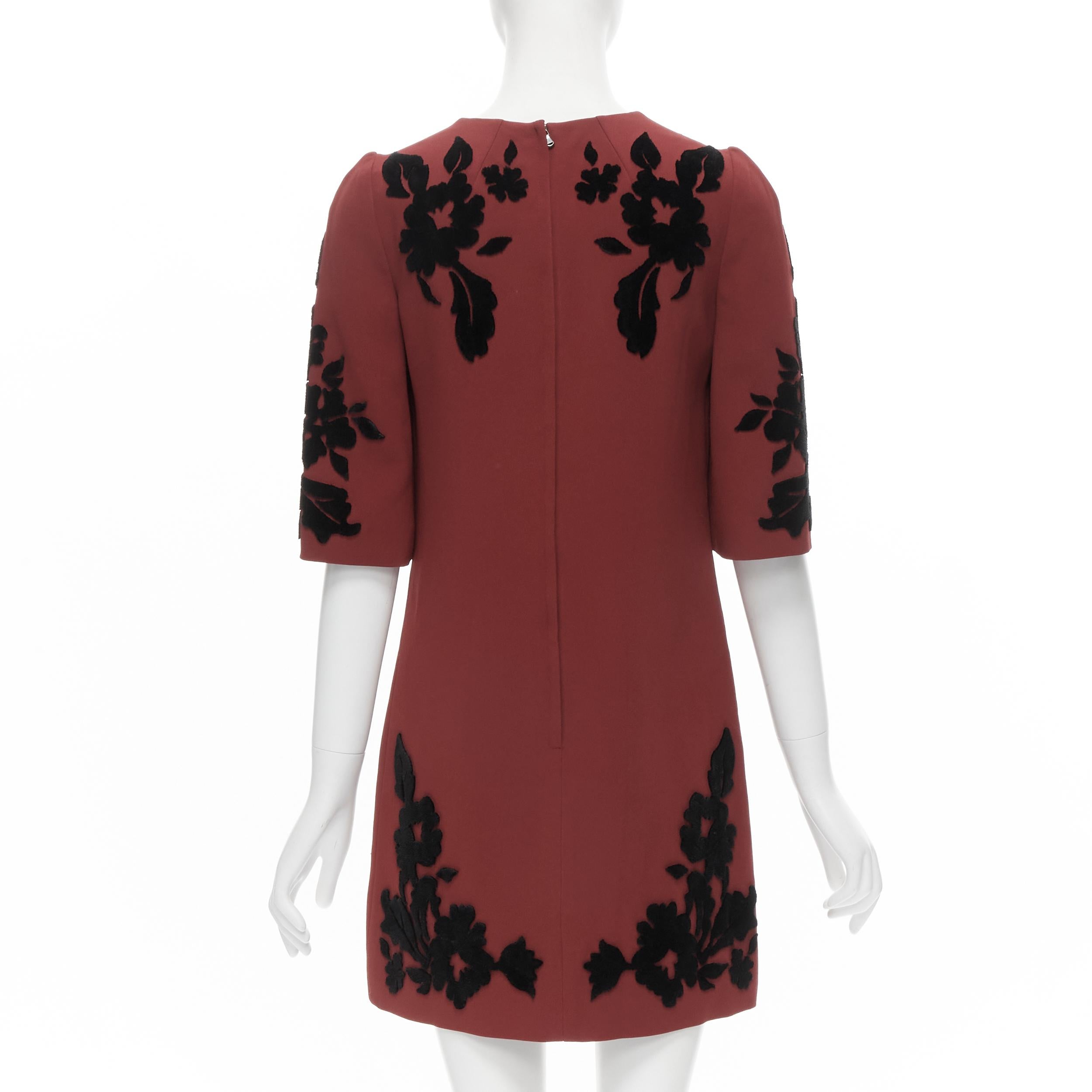 Women's DOLCE GABBANA red crepe floral velvet devore sheath dress IT36 XS For Sale