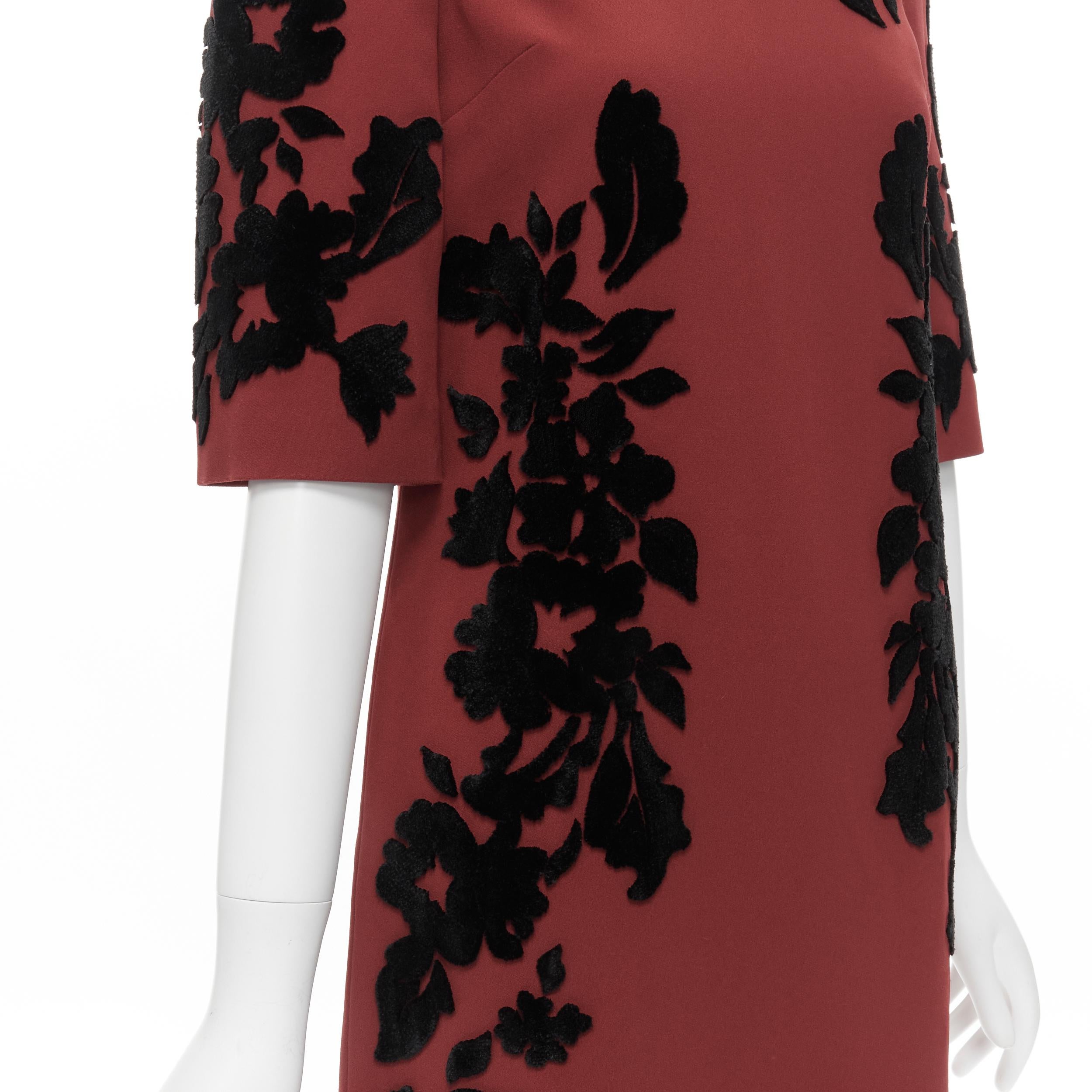 DOLCE GABBANA red crepe floral velvet devore sheath dress IT36 XS For Sale 1