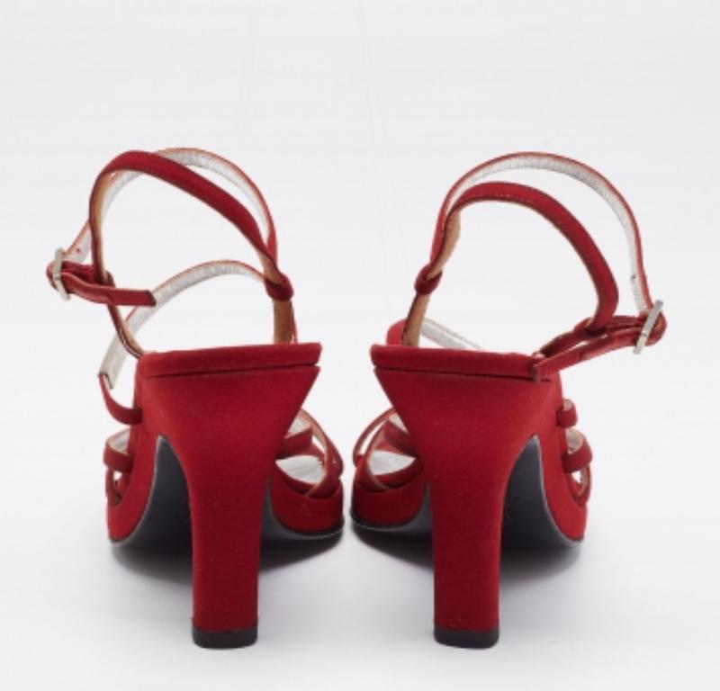 Dolce & Gabbana - Sandales à lanières en tissu rouge, taille 38 en vente 1
