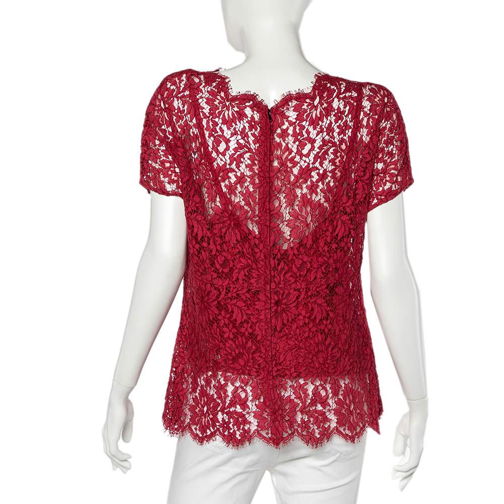 Dolce & Gabbana Red Floral Lace Button Detail Top L In Good Condition In Dubai, Al Qouz 2