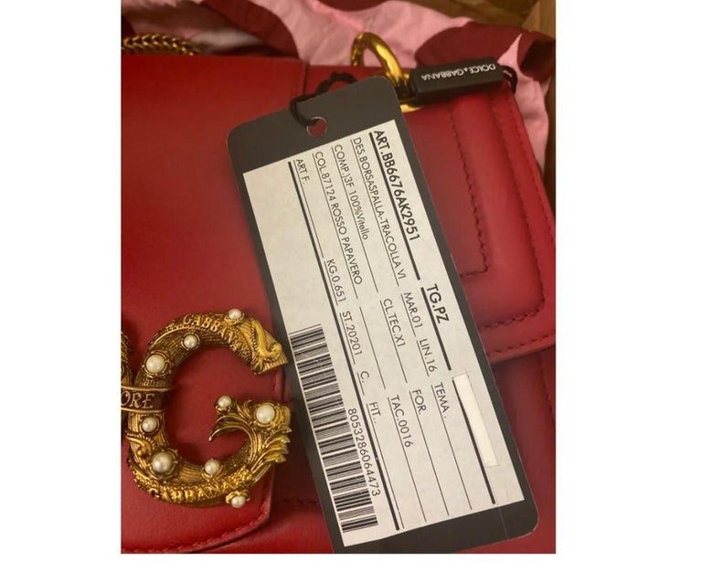 Dolce and Gabbana - Sac à bandoulière à bandoulière DG Amore en cuir rouge  et or avec perles - En vente sur 1stDibs