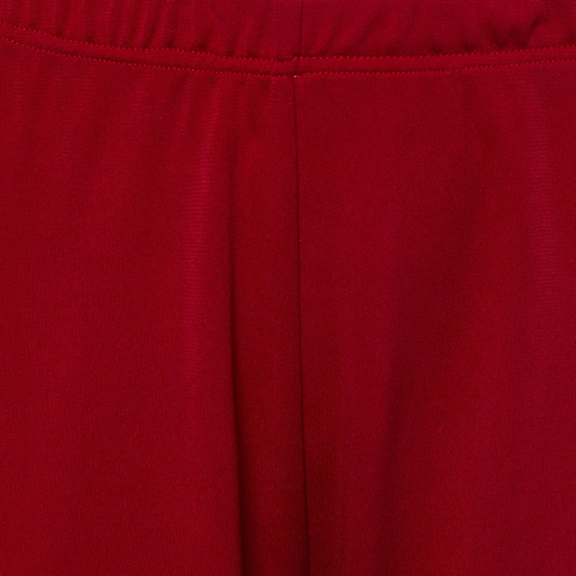 Dolce & Gabbana Red Knit Cropped Leggings L In Good Condition For Sale In Dubai, Al Qouz 2