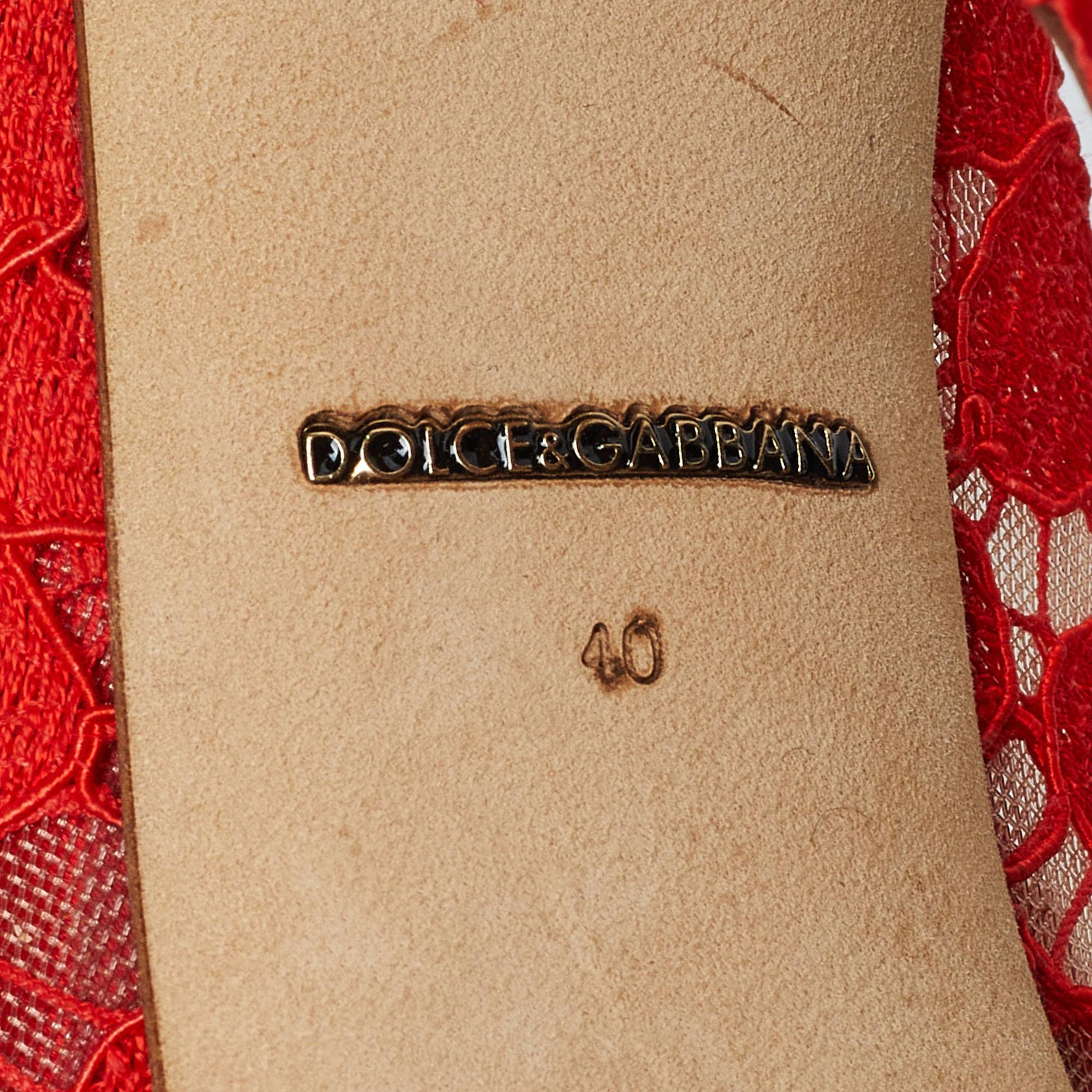 Dolce & Gabbana Red Lace And Satin Peep Toe Platform Pump Size 40 4