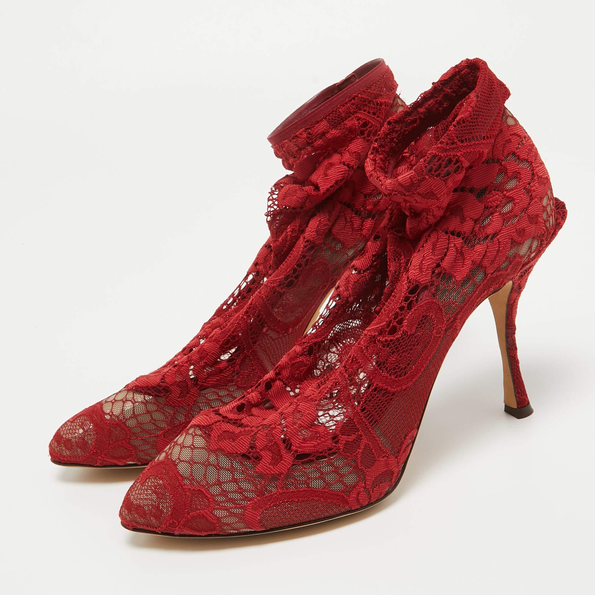 Dolce & Gabbana Red Lace Ankle Booties Size 38.5 For Sale 3
