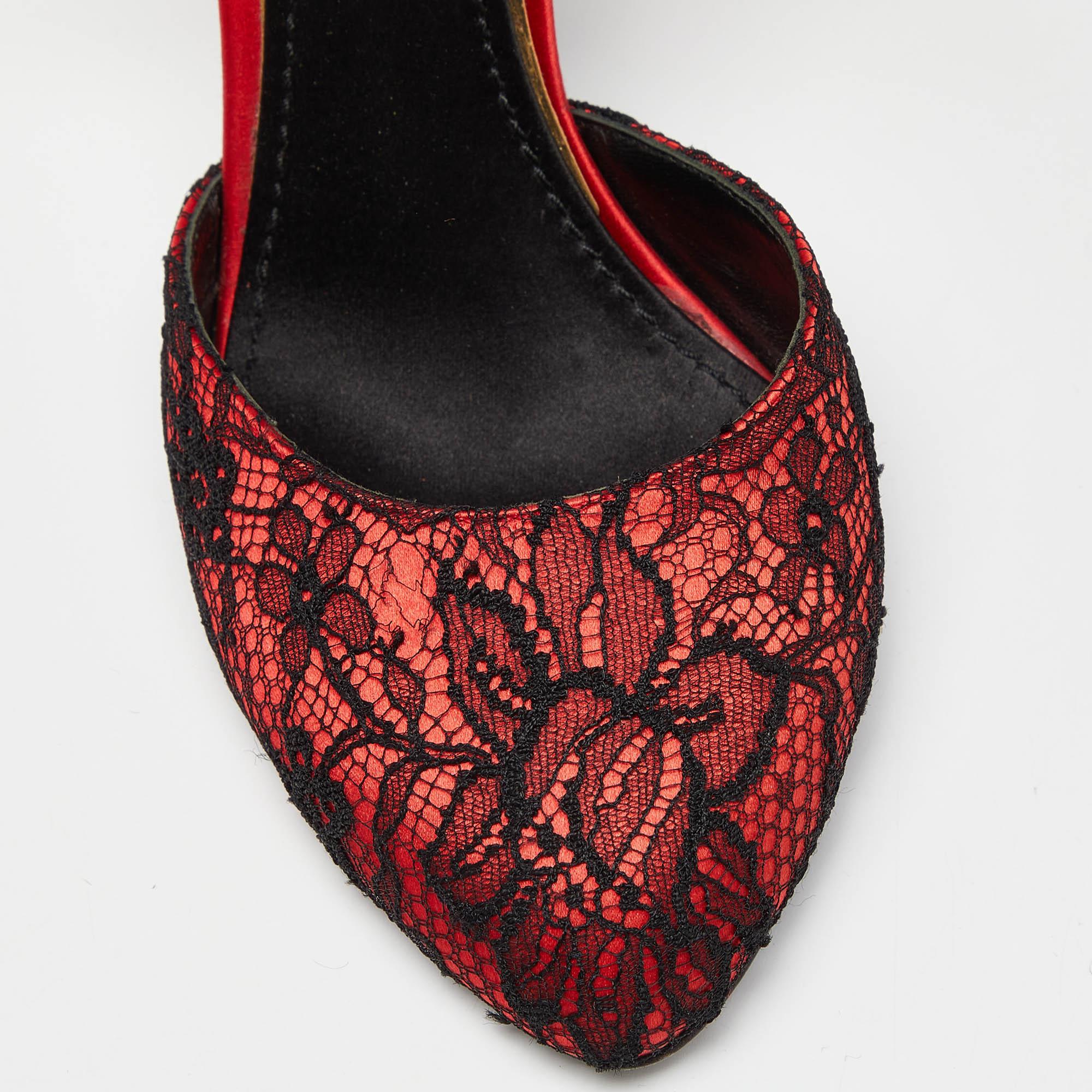 Dolce & Gabbana Sandali con cinturino alla caviglia in pizzo rosso misura 37 2