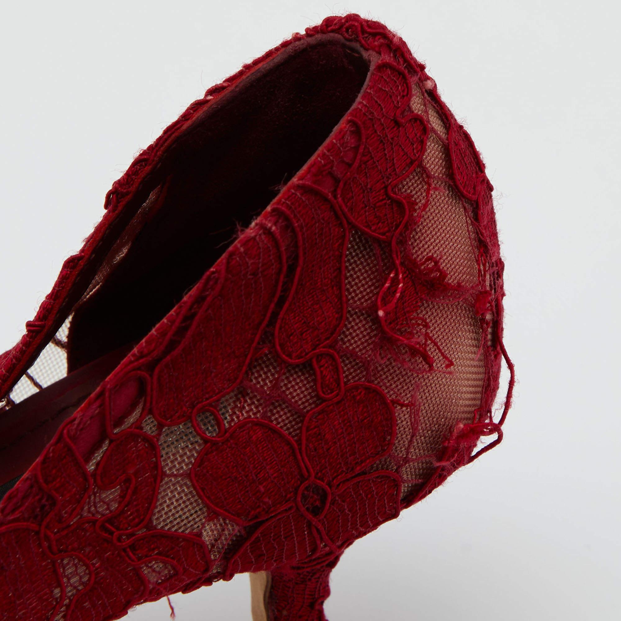 Dolce & Gabbana Red Lace Bellucci Pumps Size 37.5 5