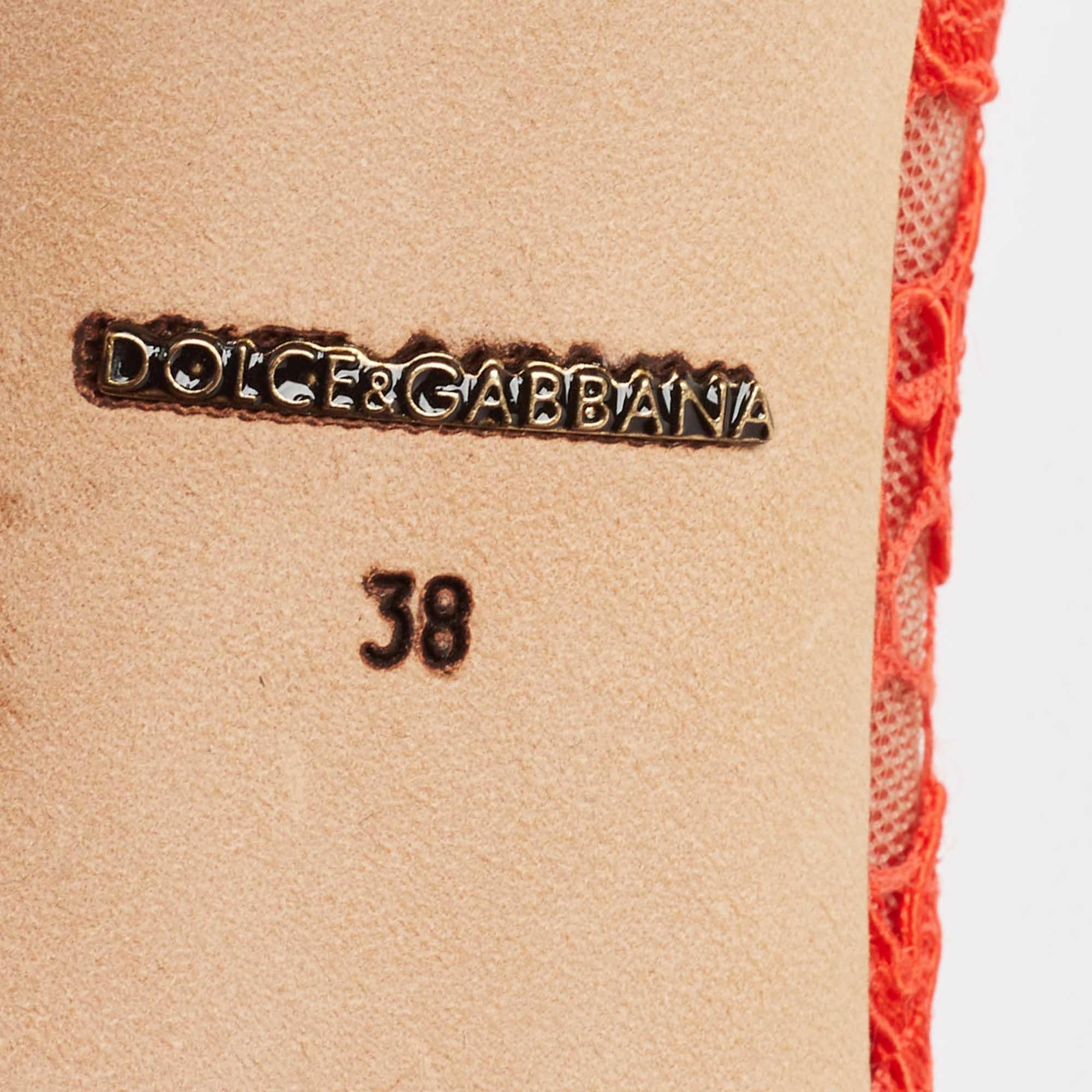 Dolce & Gabbana Red Lace Crystal Embellished Bellucci Pumps Size 38 4