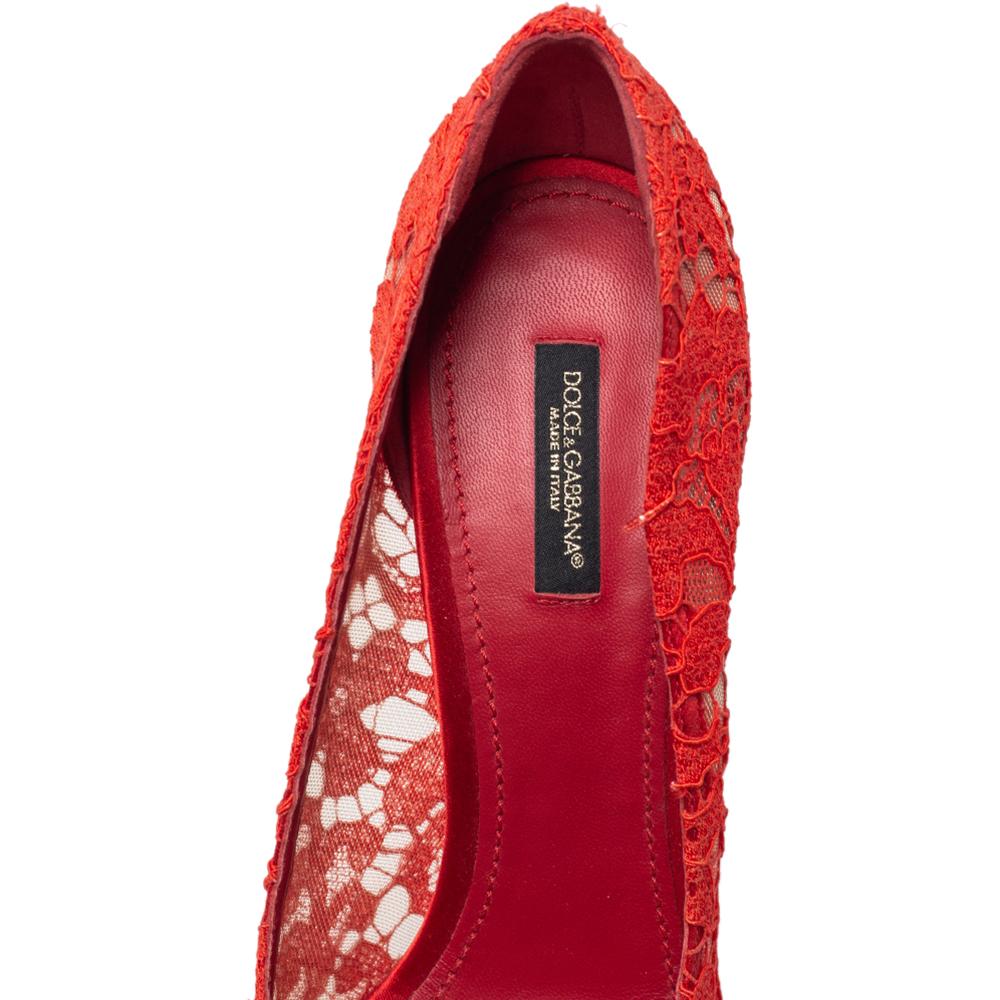 Women's Dolce & Gabbana Red Lace Peep Toe Platform Pumps Size 41