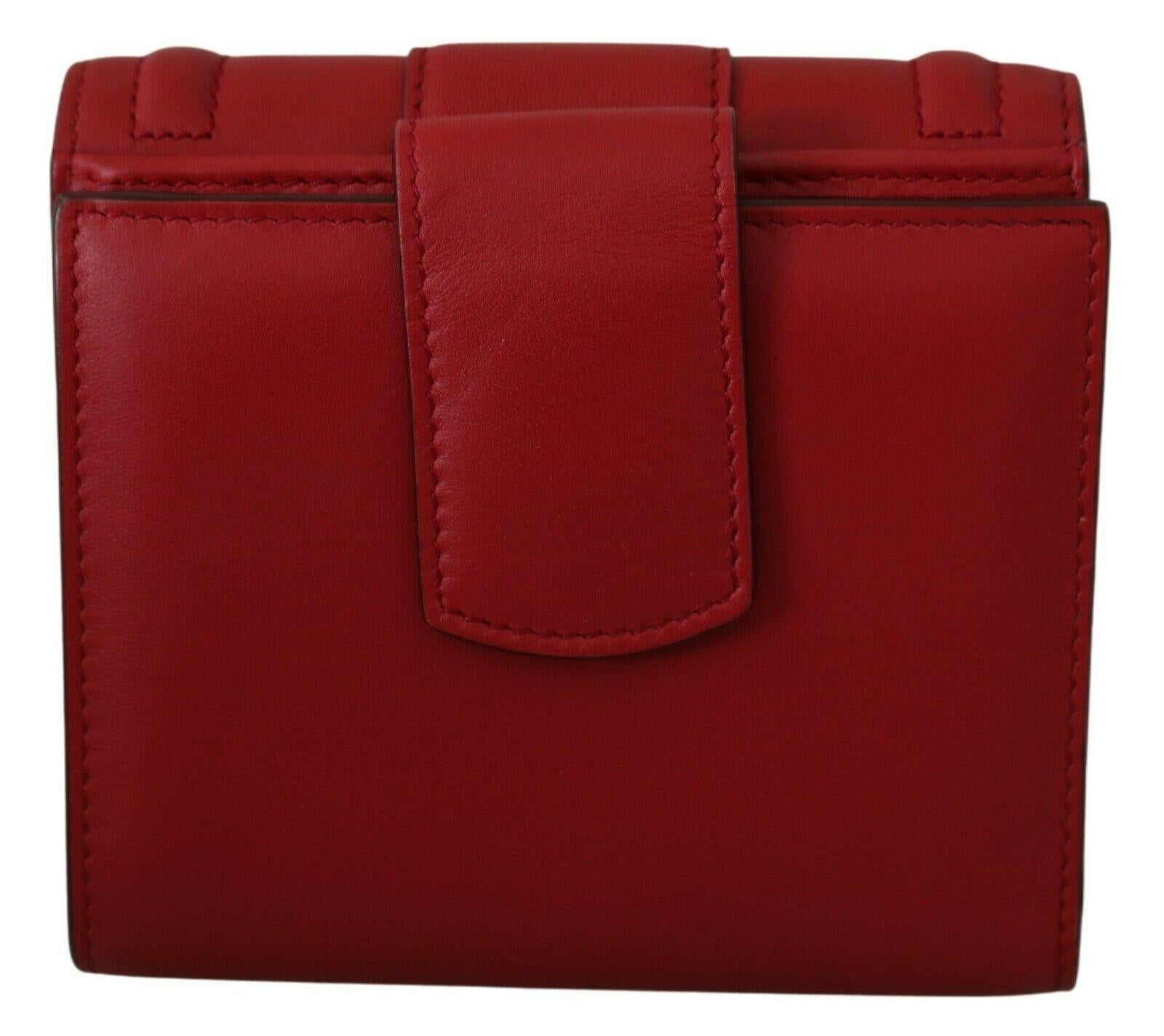 Dolce & Gabbana Red Leather Amore Trifold Wallet Purse Clutch Bag Gold DG Logo In New Condition In WELWYN, GB