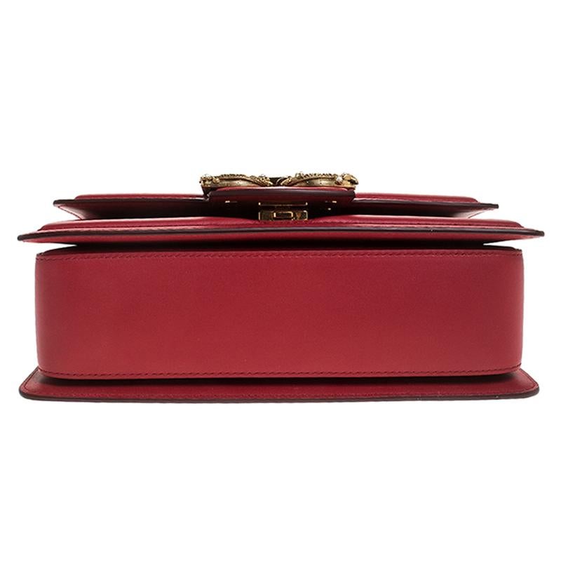 Dolce & Gabbana Red Leather DG Amore Top Handle Bag In New Condition In Dubai, Al Qouz 2