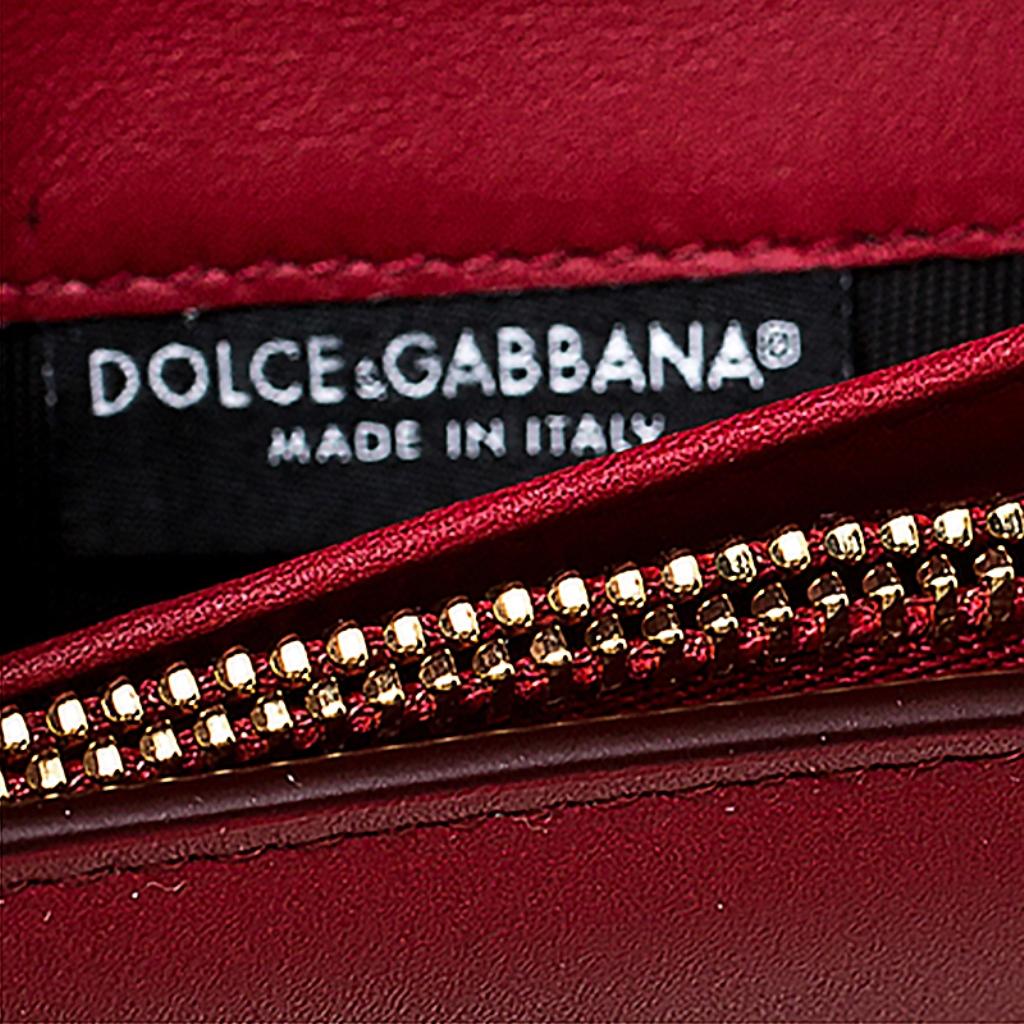 Dolce & Gabbana Red Leather DG Love Continental Wallet In New Condition In Dubai, Al Qouz 2