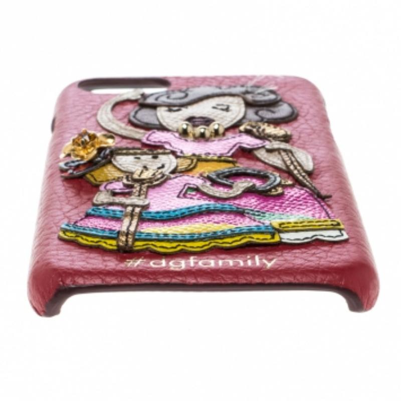 Funda para Iphone 6 Dolce & Gabbana de piel roja adornada con el parche #dgfamily en venta 2