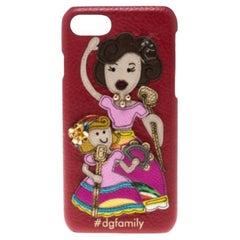 Funda para Iphone 6 Dolce & Gabbana de piel roja adornada con el parche #dgfamily