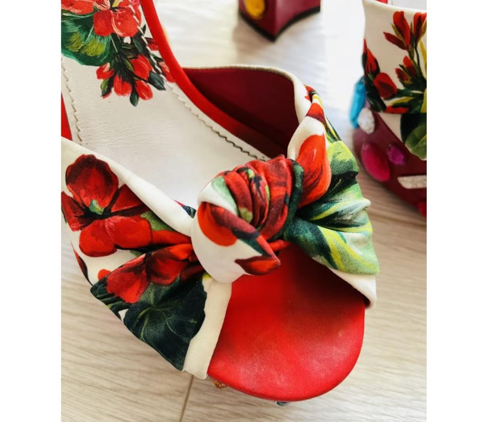 Dolce & Gabbana Red Leather Floral Pumps Heels Wedge Sandals Shoes DG Crystals In Good Condition In WELWYN, GB