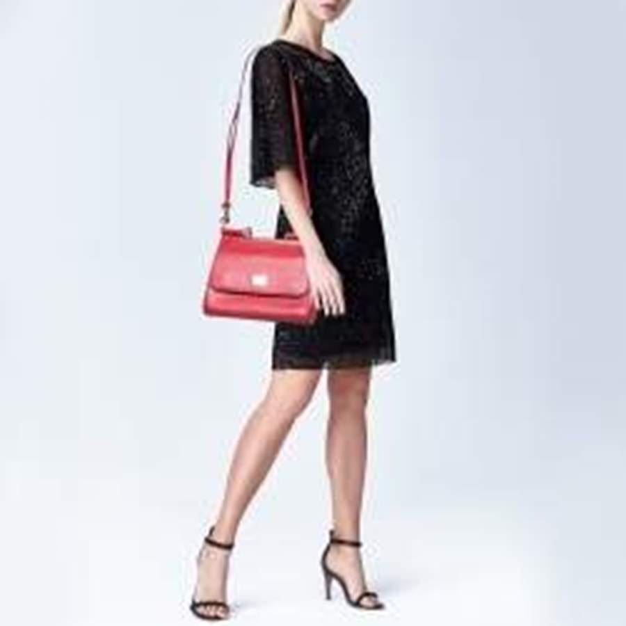 Dolce & Gabbana Red Leather Medium Miss Sicily Top Handle Bag In Good Condition In Dubai, Al Qouz 2
