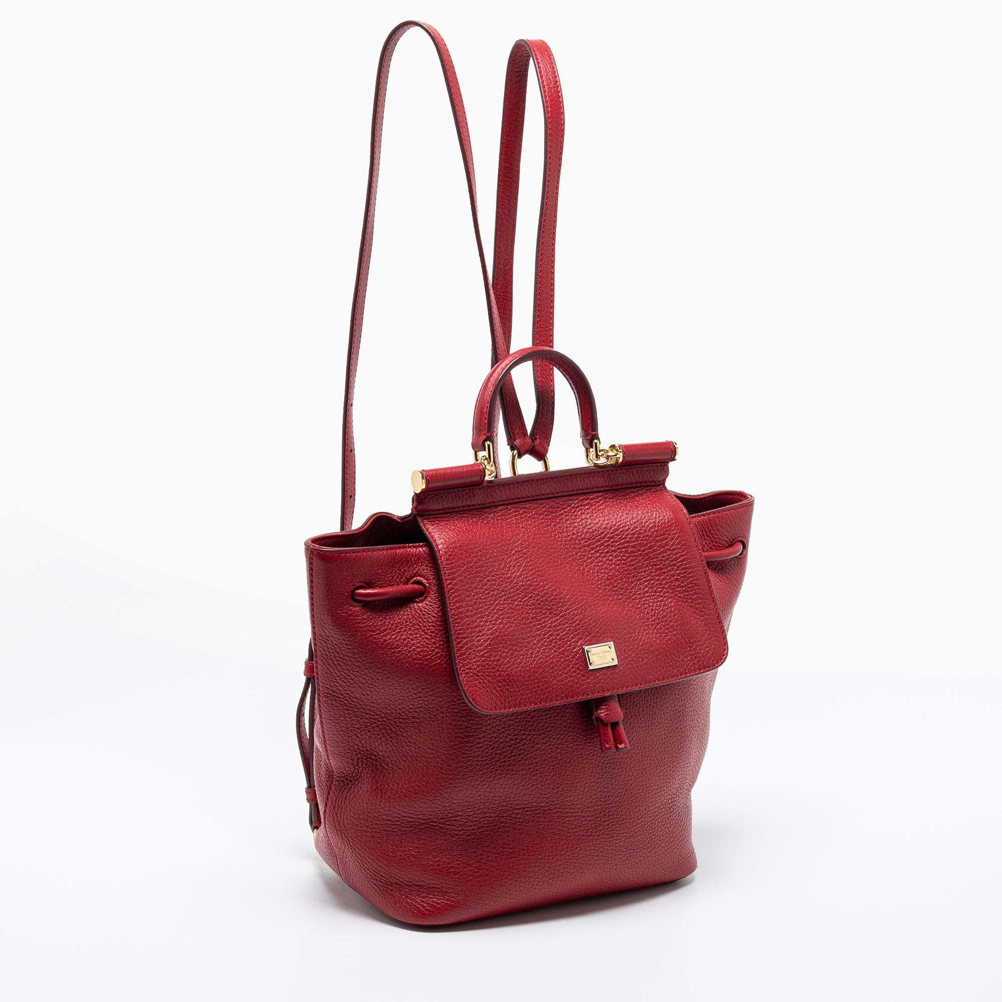 Dolce & Gabbana Red Leather Sicily Backpack In Good Condition In Dubai, Al Qouz 2