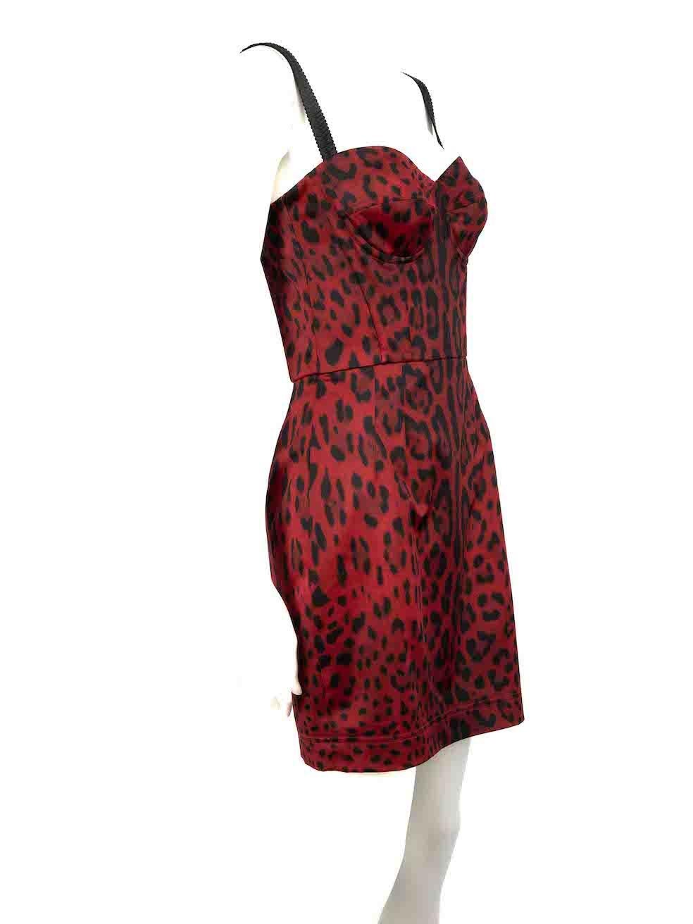 CONDITION is Very good. Minimal wear to dress is evident. Minimal scuffs to front lining on hemline on this used Dolce & Gabbana designer resale item.
 
 
 
 Details
 
 
 Red
 
 Polyester
 
 Bodycon dress
 
 Leopard print
 
 Sleeveless
 
 Sweetheart
