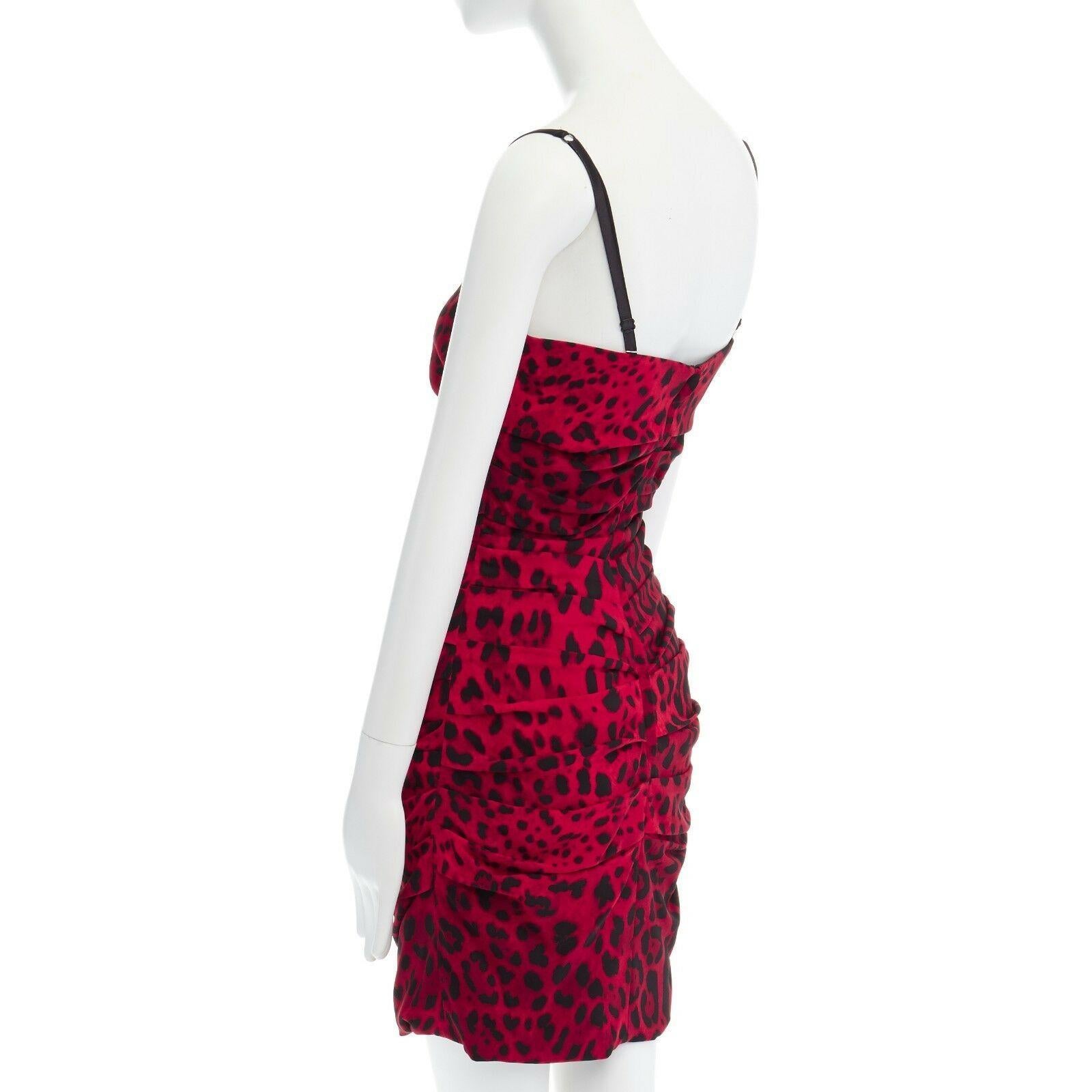 DOLCE GABBANA red leopard print silk ruched draped party dress IT40 S In Excellent Condition In Hong Kong, NT