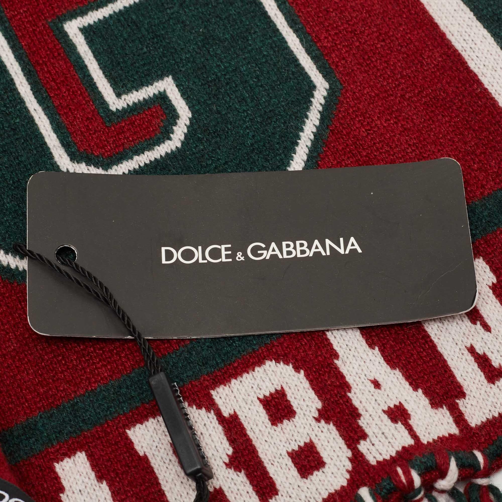 Dolce & Gabbana Rotes Logo-Manschettenknöpfer aus Kaschmir mit Fransen Damen im Angebot