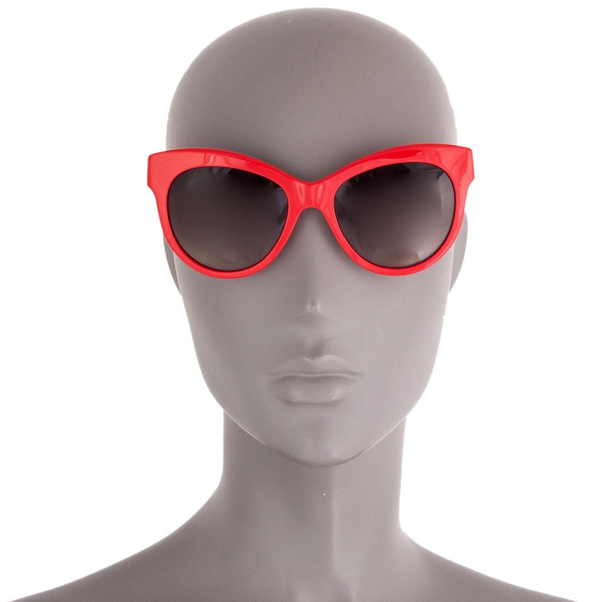 DOLCE & Gabbana rouge Lunettes de soleil MOSAICO Lentilles dégradées DG 4215 Pour femmes en vente