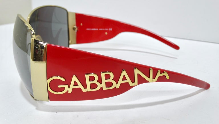 Dolce and Gabbana Red Oversized Logo Sunglasses For Sale at 1stDibs