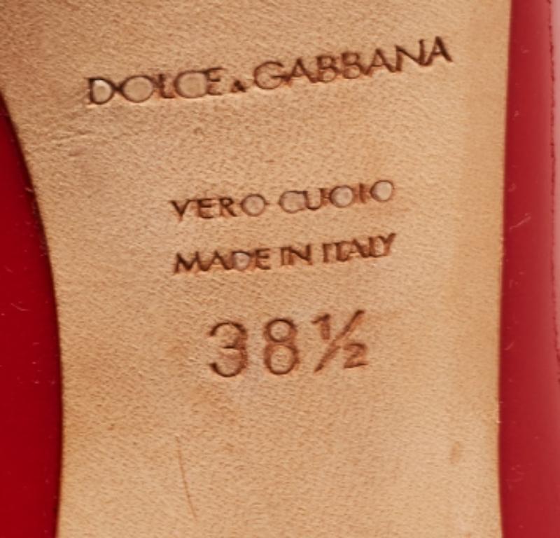 Rosso Dolce & Gabbana - Décolleté con fiocco in vernice rossa - misura 38,5 in vendita