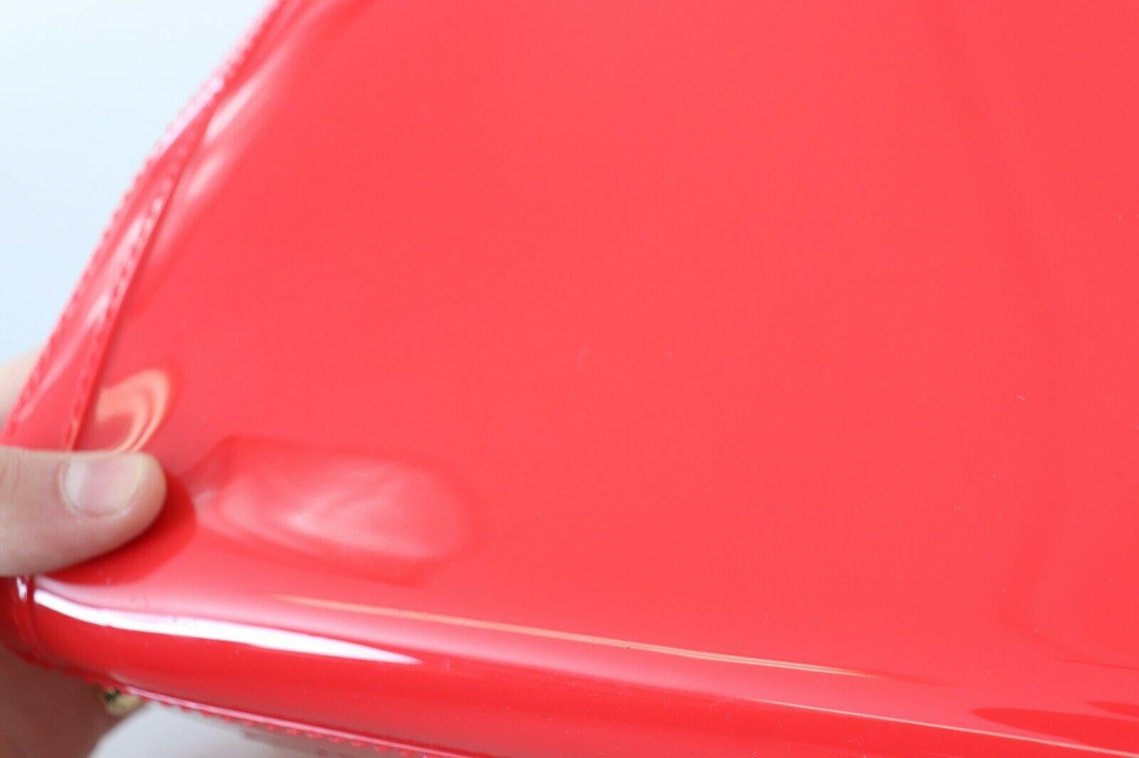 Dolce & Gabbana Red PVC Sicily Handbag Bag Purse Gold Detailing Double Handle For Sale 3