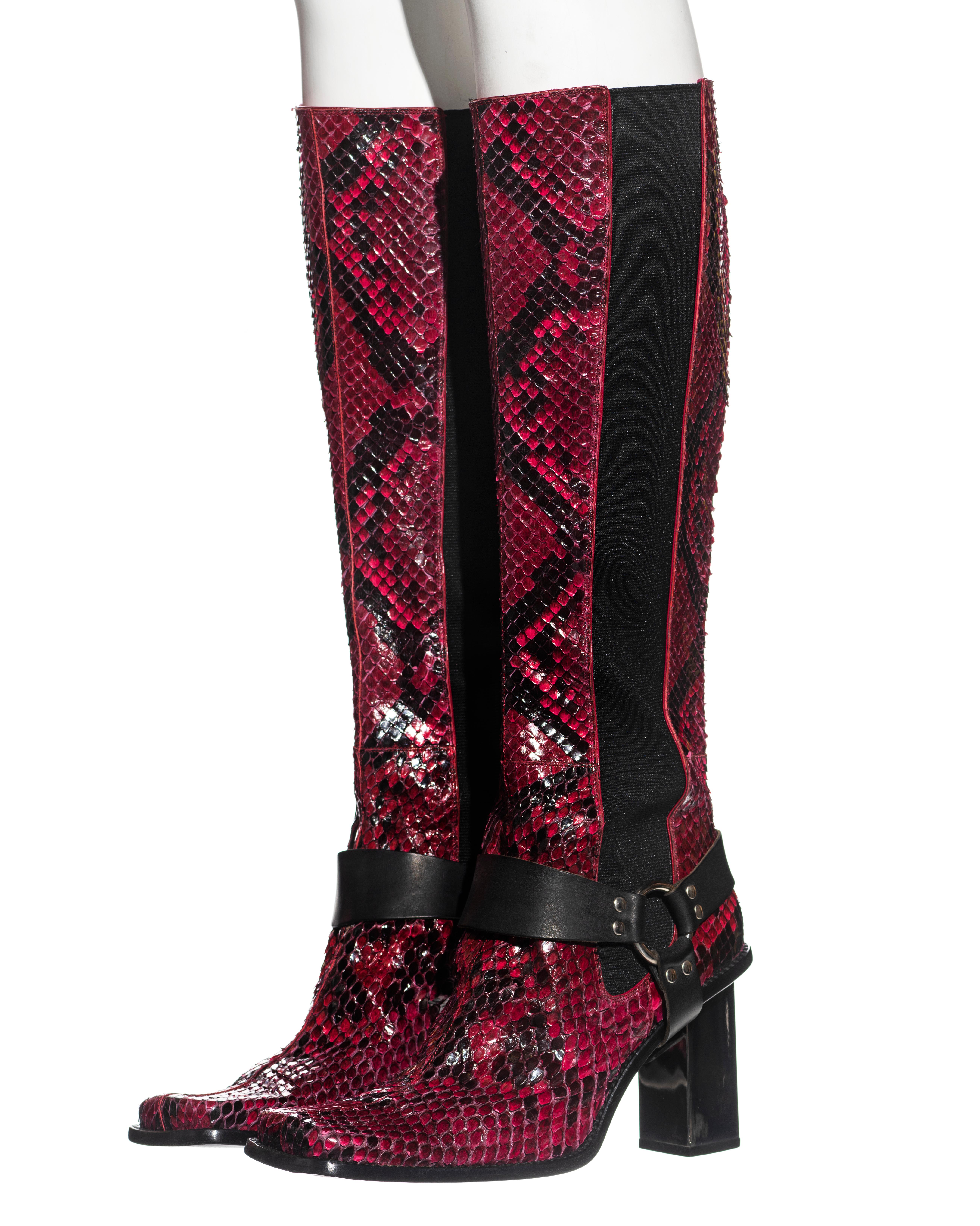 Dolce & Gabbana raspberry python boots with mirrored heels, fw 1999 In Excellent Condition For Sale In London, GB