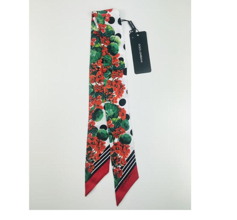 Dolce & Gabbana Red Geranium printed silk mini scarf tie 
100% silk 
Brand new with tags 
Please check my other DG clothing & accessories!