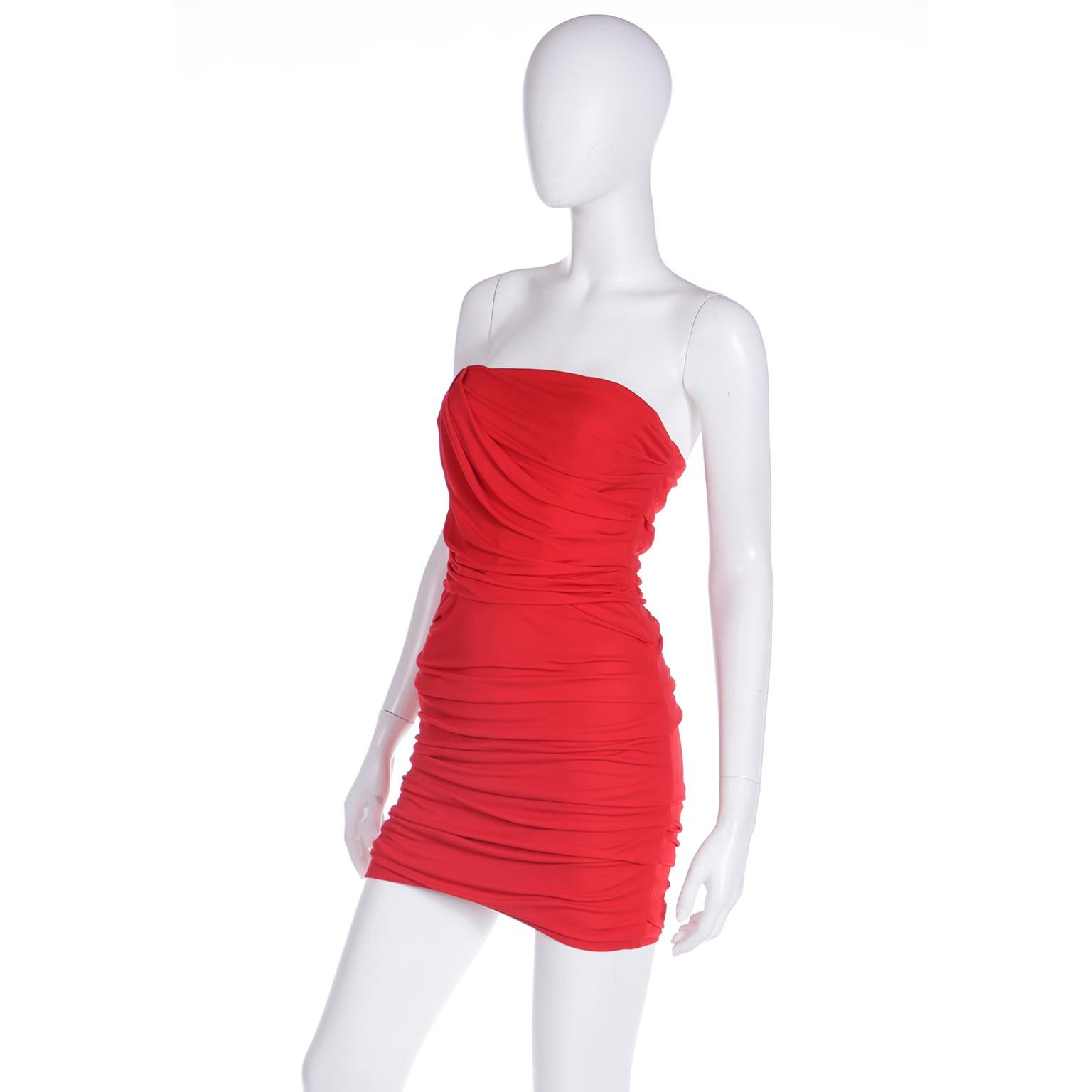 Dolce & Gabbana Red Strapless Ruched Bodycon Evening Mini Dress For Sale 1