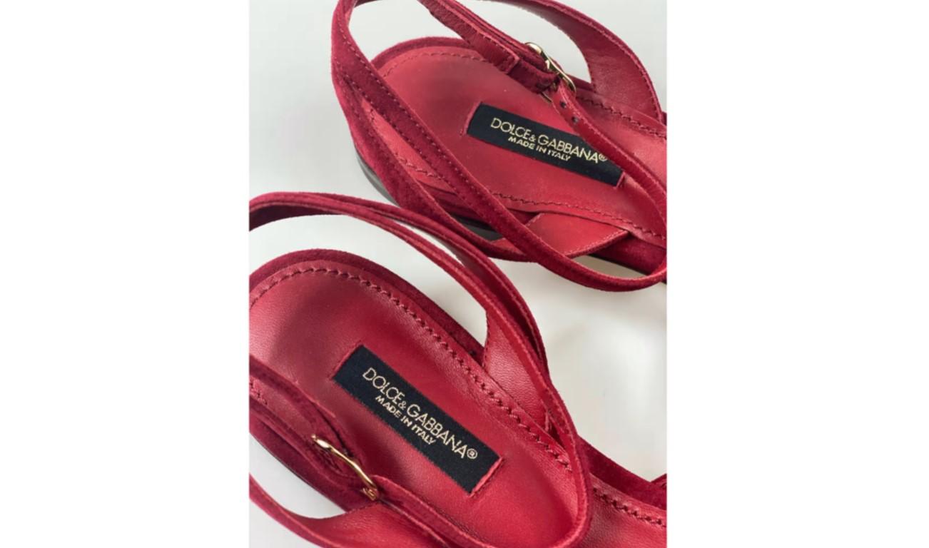 Women's Dolce & Gabbana Red Taormina Crystals Suede Shoes Flats Strap Sandals Leather For Sale
