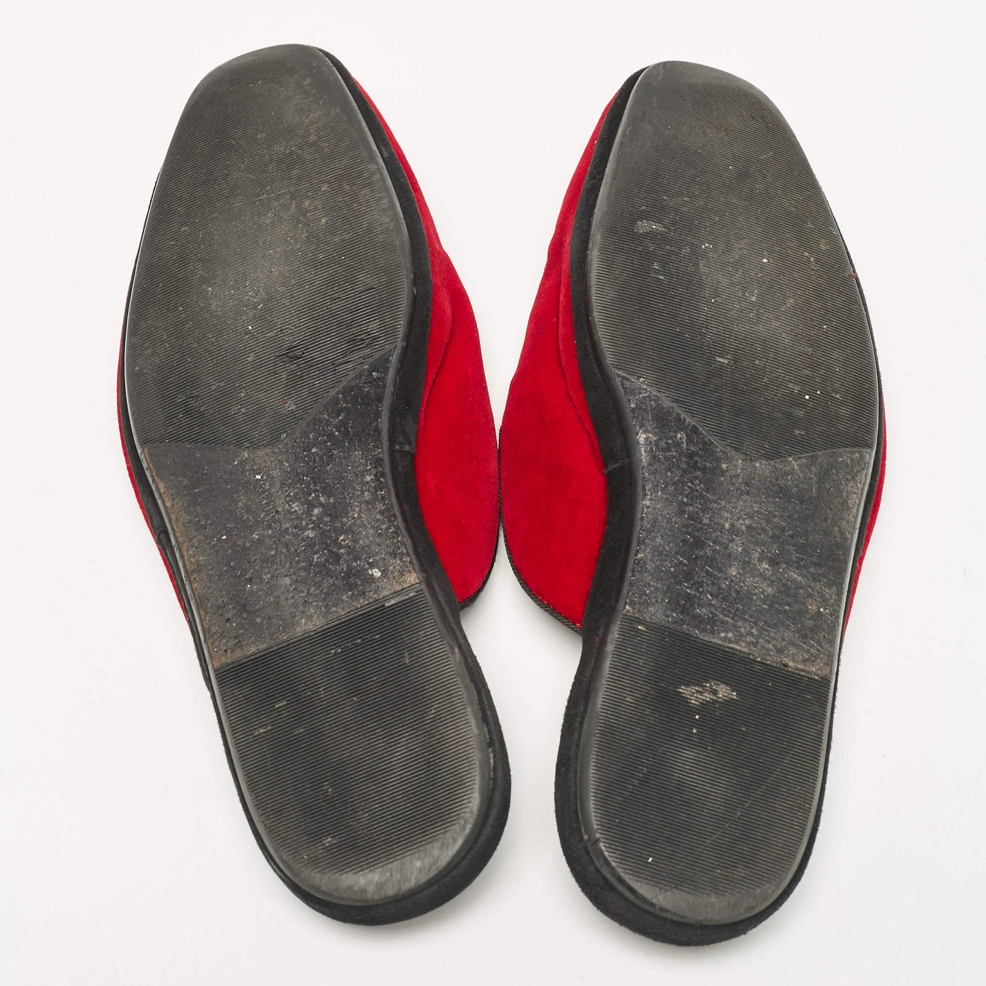Dolce & Gabbana Red Velvet Embroidered Mules Size 41 For Sale 2