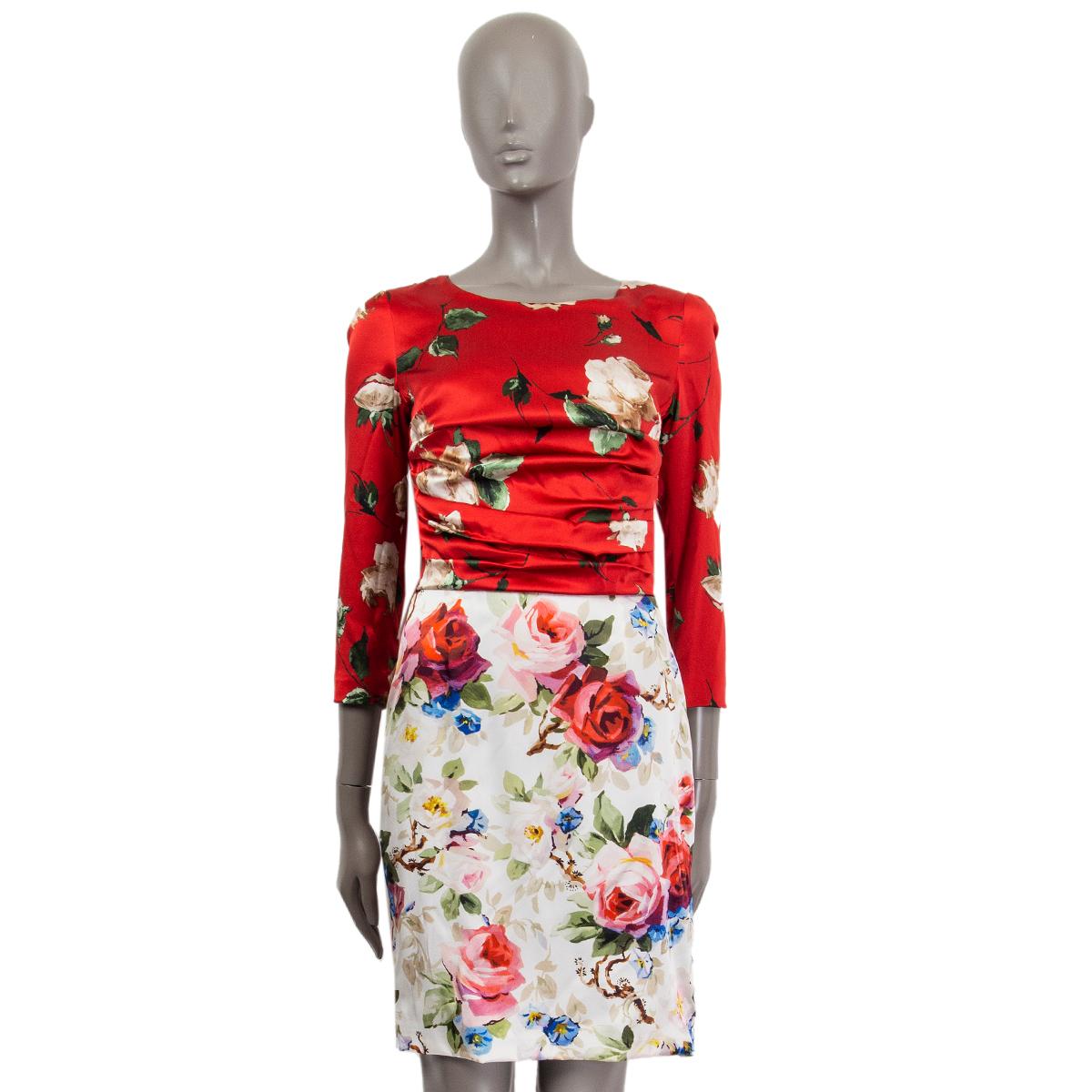 DOLCE & GABBANA red & white silk ROSE FLORAL HALF SLEEVE SHEATH Dress 42 M In Excellent Condition For Sale In Zürich, CH